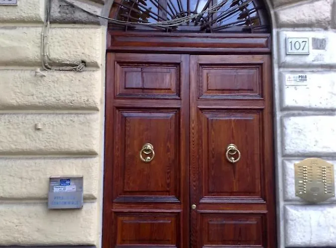 Апартаменты Amici Di Рим